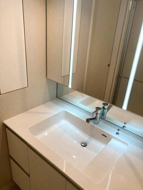 インプレストコア神楽坂の洗面所