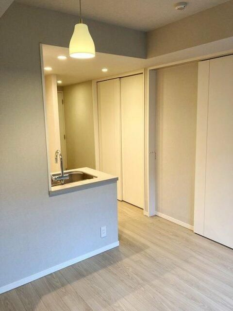 インプレストコア神楽坂の居間・リビング