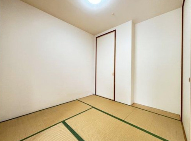 アーバンビュー芦屋山手A棟の和室|和室約4.5帖