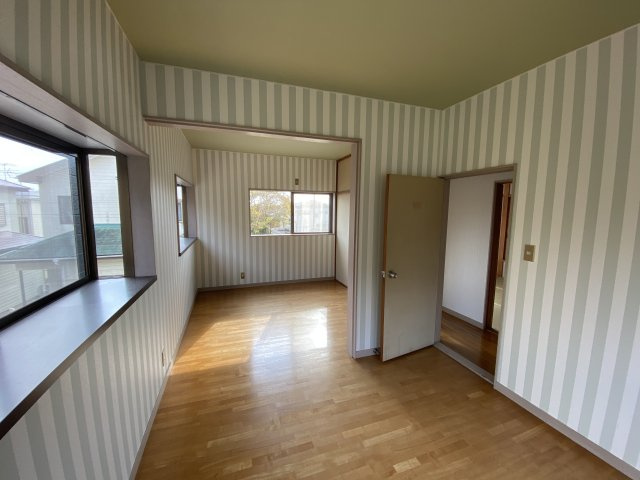 横芝光町木戸中古戸建の洋室