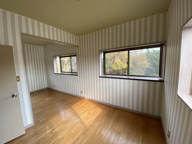 横芝光町木戸中古戸建の洋室