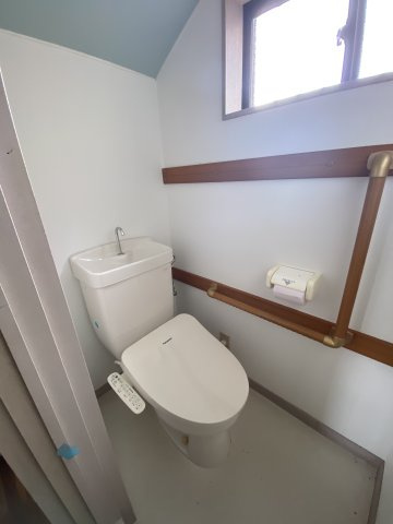 横芝光町木戸中古戸建のトイレ