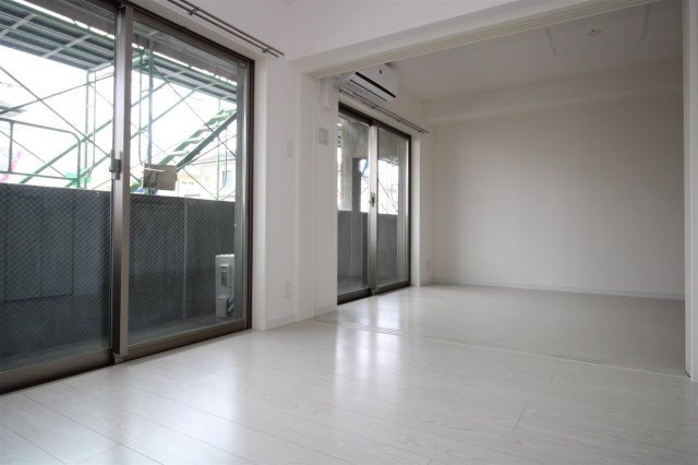 ヒカオオリエントマンション南館の居間・リビング