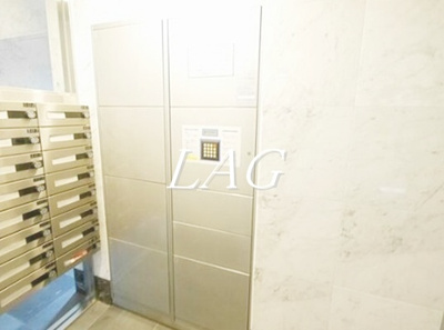 【その他共用部分】 | イーストポイント中野 | 宅配ボックスです。