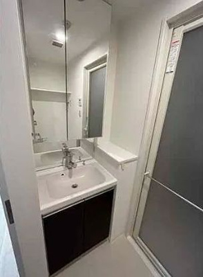 【洗面所】 | Silver Wood KASUGA | 脱衣スペースもあります