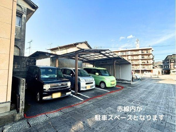 臼杵市　店舗付き住宅＋駐車場土地の駐車場|3台分の駐車スペースあり