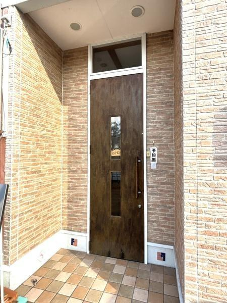 臼杵市　店舗付き住宅＋駐車場土地の玄関|玄関