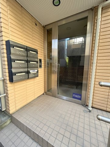 メゾン桐のロビー