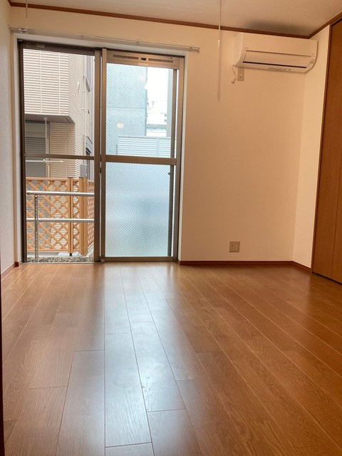 メゾン桐の居間・リビング