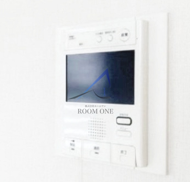 東雲キャナルコートＣＯＤＡＮ１２号棟のセキュリティ|モニター付きインターホンです。オートロックです。