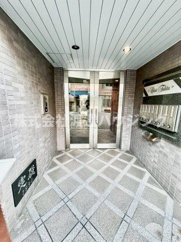 クレールタキタのエントランス