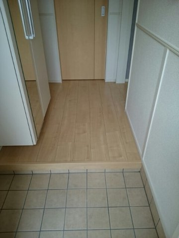 エセックス　西苑　Ⅱの玄関