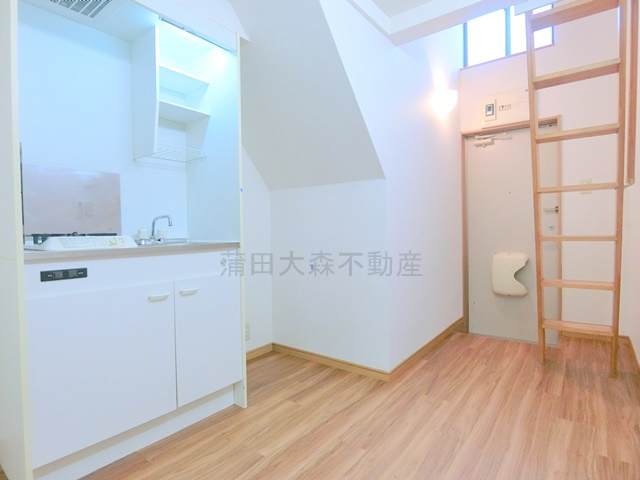 インベスト羽田Ⅲの居間・リビング|洋室