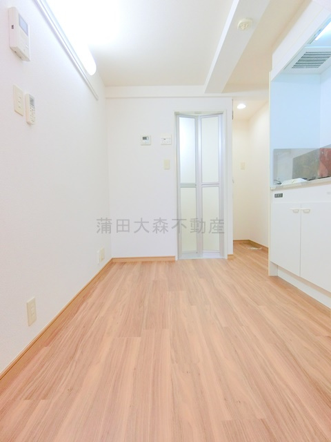 インベスト羽田Ⅲの居間・リビング|洋室4.6帖