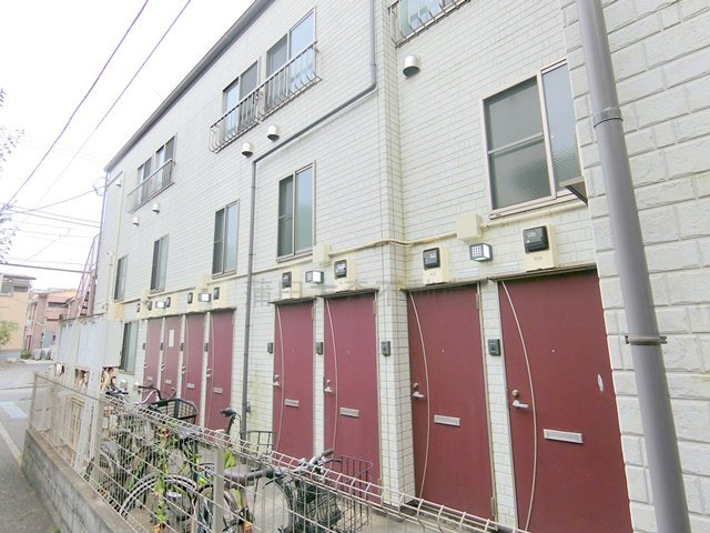 インベスト羽田Ⅲの外観