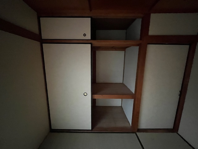 北貴望ヶ丘貸家の収納