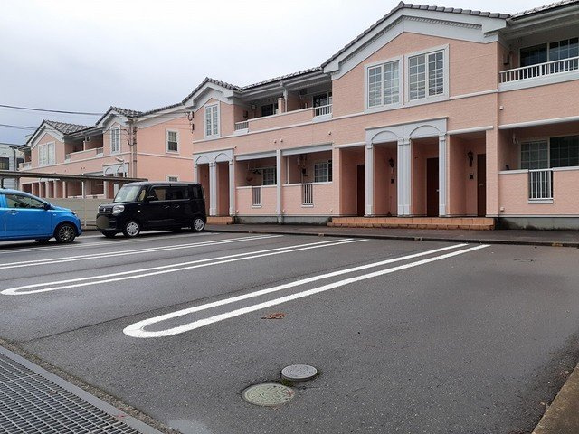 カーサ・プラシード　Ⅱの駐車場