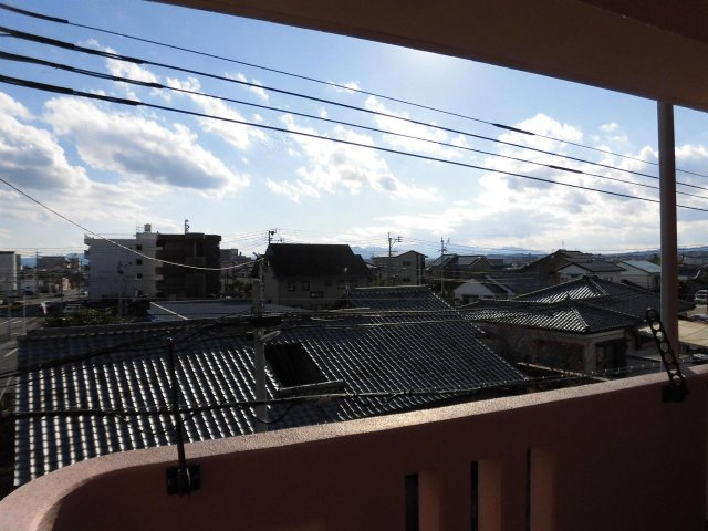 フローラルコートのバルコニー