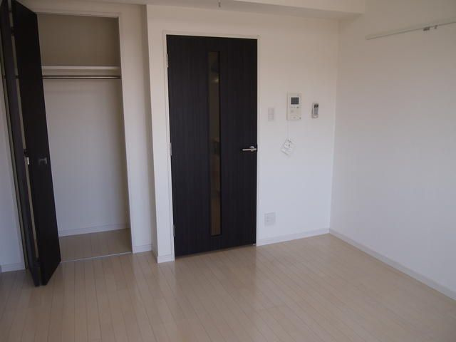 ロメック山手日暮里の寝室