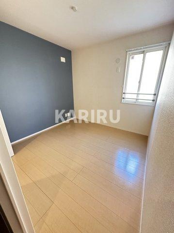 サニーガーデン鶴見の居間・リビング