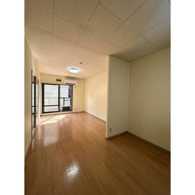 【居間・リビング】 | ヤマノネハイツ