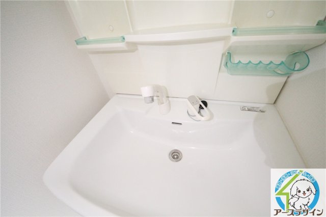 CASA IZUMI B棟の独立洗面台|※類似写真