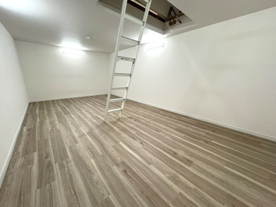 【その他】 | ディオ・フェルティ北野東 | シアタールーム（納戸）