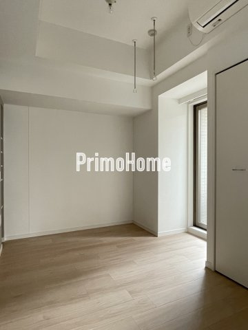 パークルール神田司町ロンドの洋室