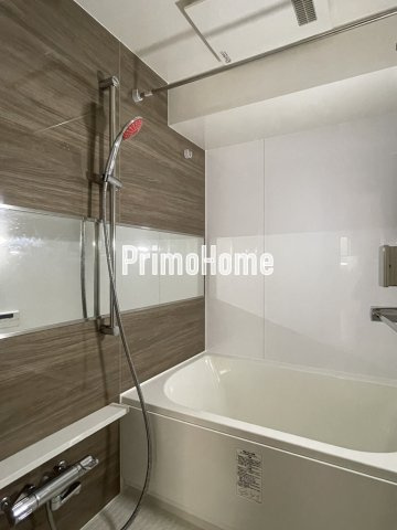 パークルール神田司町ロンドの浴室