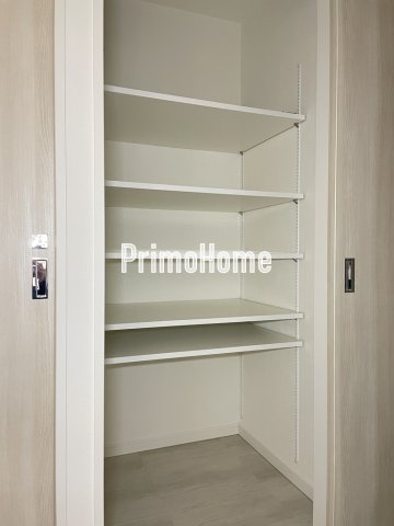 パークルール神田司町ロンドの収納