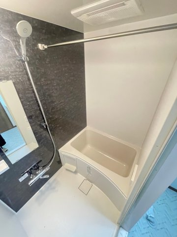 ドミール鹿島の浴室