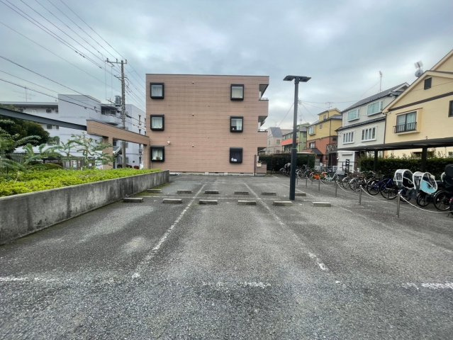 ドミール鹿島の駐車場|駐車場