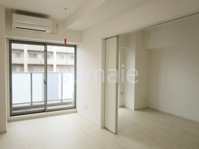 RIDGE王子神谷の居間・リビング|リビングです！