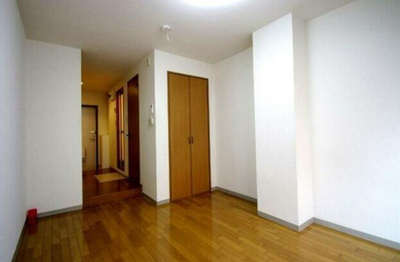 【寝室】 | メゾンそれいゆ | 広くて明るい寝室