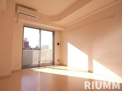 【居間・リビング】 | ガーラ・ステーション新宿御苑前