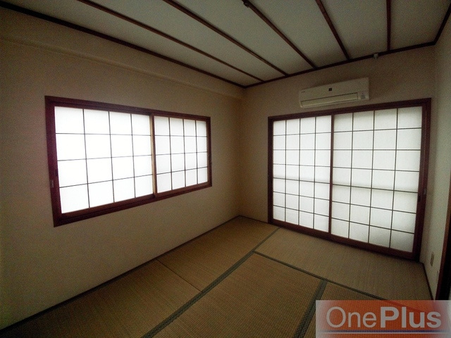 大横マンションの和室