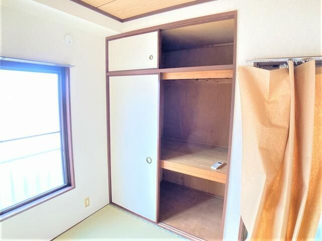 西方ハイツの収納