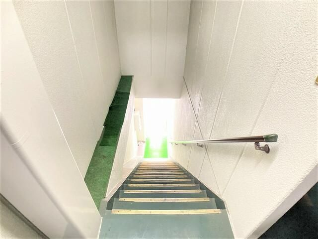 西方ハイツのロビー