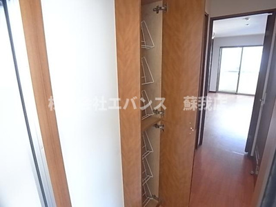 【玄関】 | グランデュールSOGA | きれいな玄関です