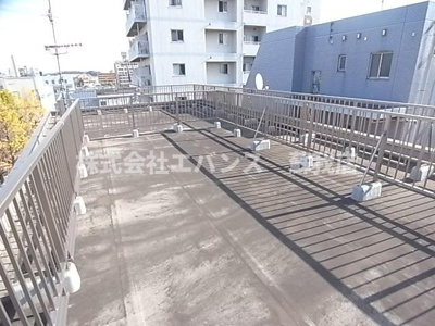 【バルコニー】 | グランデュールSOGA | バルコニー付きです