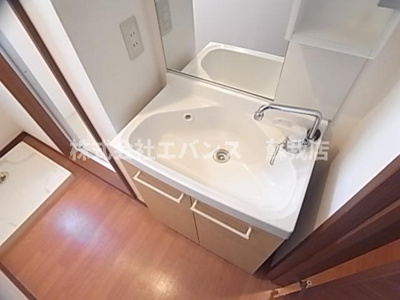 【独立洗面台】 | グランデュールSOGA | 使いやすい独立洗面台です