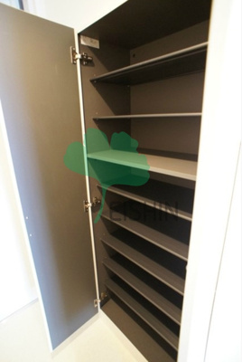 【玄関】 | リブリアイリス諸岡 | 別部屋のお写真です