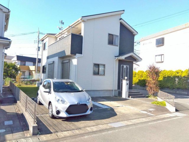 【駐車場】 | 三島市安久 中古住宅  EH05974 | 三島市安久　駐車スペース