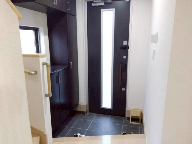 【玄関】 | 三島市安久 中古住宅  EH05974 | 三島市安久　玄関