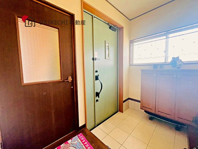 【玄関】 | 白岡市西10丁目　中古戸建