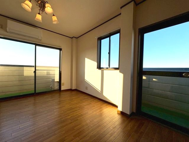 白石マンションの寝室