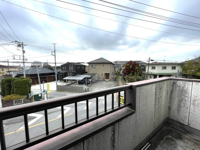 大網白里市大網店舗付き住宅のバルコニー
