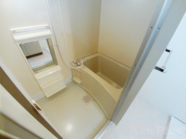 エスポワール魚崎の浴室