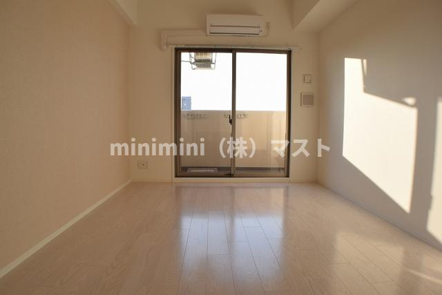 エステムコート難波サウスプレイスⅤエレージュの居間・リビング