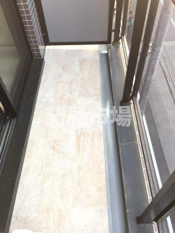 ARTESSIMO LAVIのバルコニー